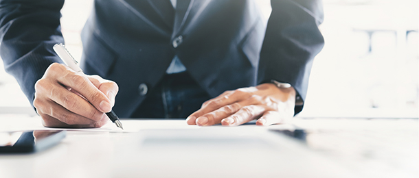 ATO guidance on using a residential property LRBA under grandfathering rules has a grey-area around who should be named on any purchase contract.